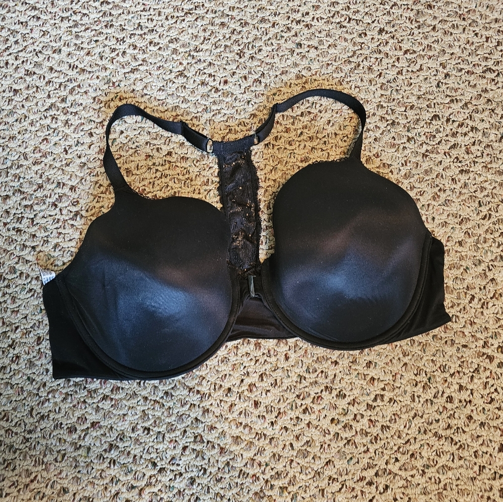 Victoria's secret bra 40DD